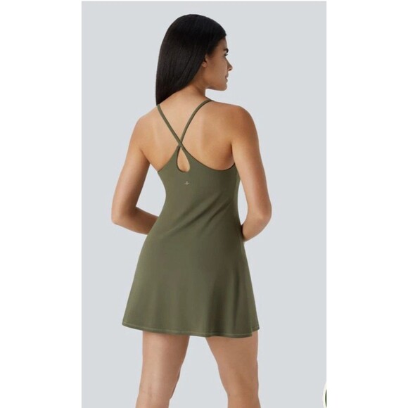 NEW Halara Softlyzero Plush Backless Active Dress Easy Peezy Green Size LARGE - Picture 1 of 8